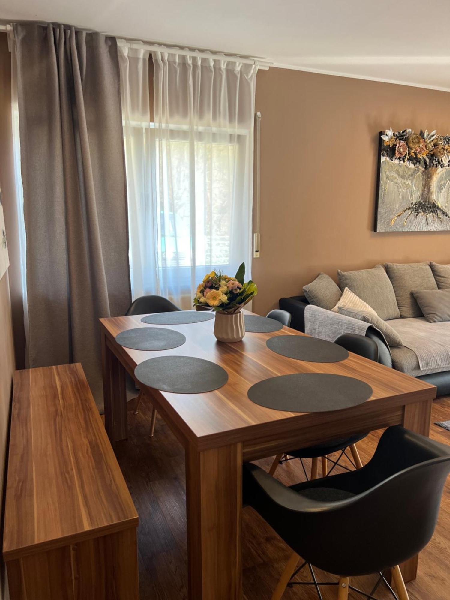 Charmante Ferienwohnung Limburg Limburg an der Lahn Buitenkant foto